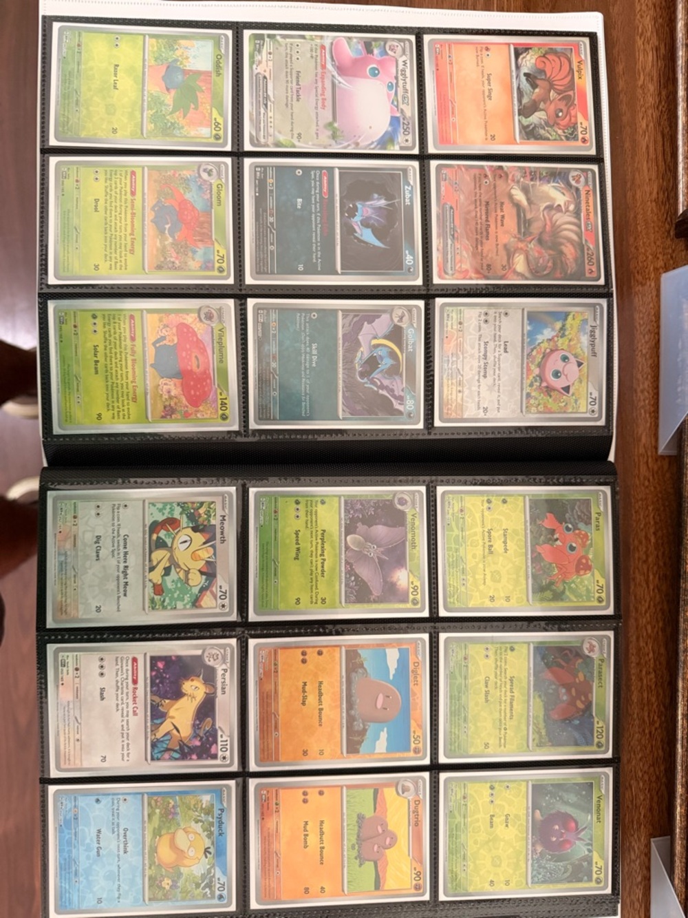 Pokémon Scarlet & Violet 151 Binder with Poster - Picture 6 of 12